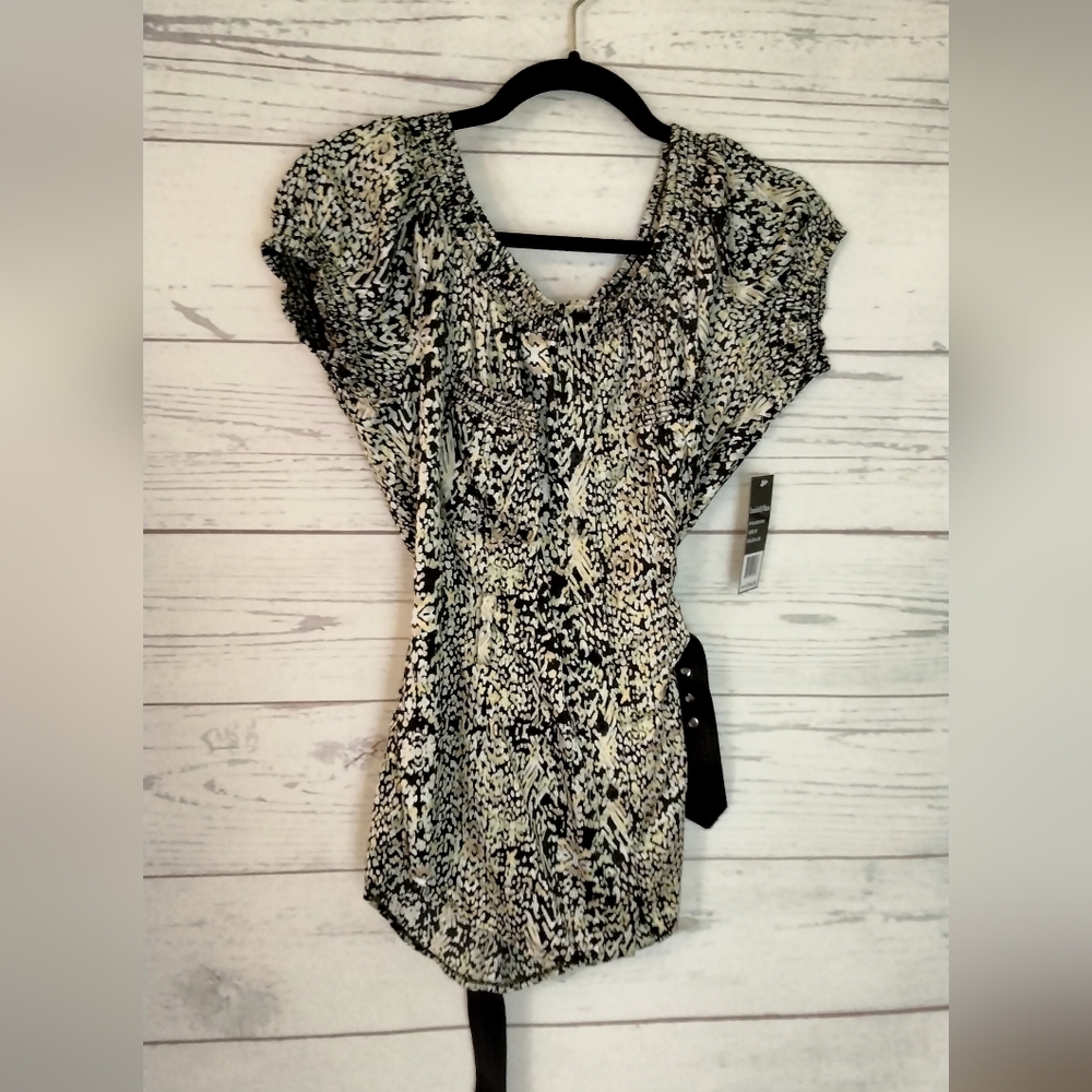 Essentials By Milano - Women's Blouse